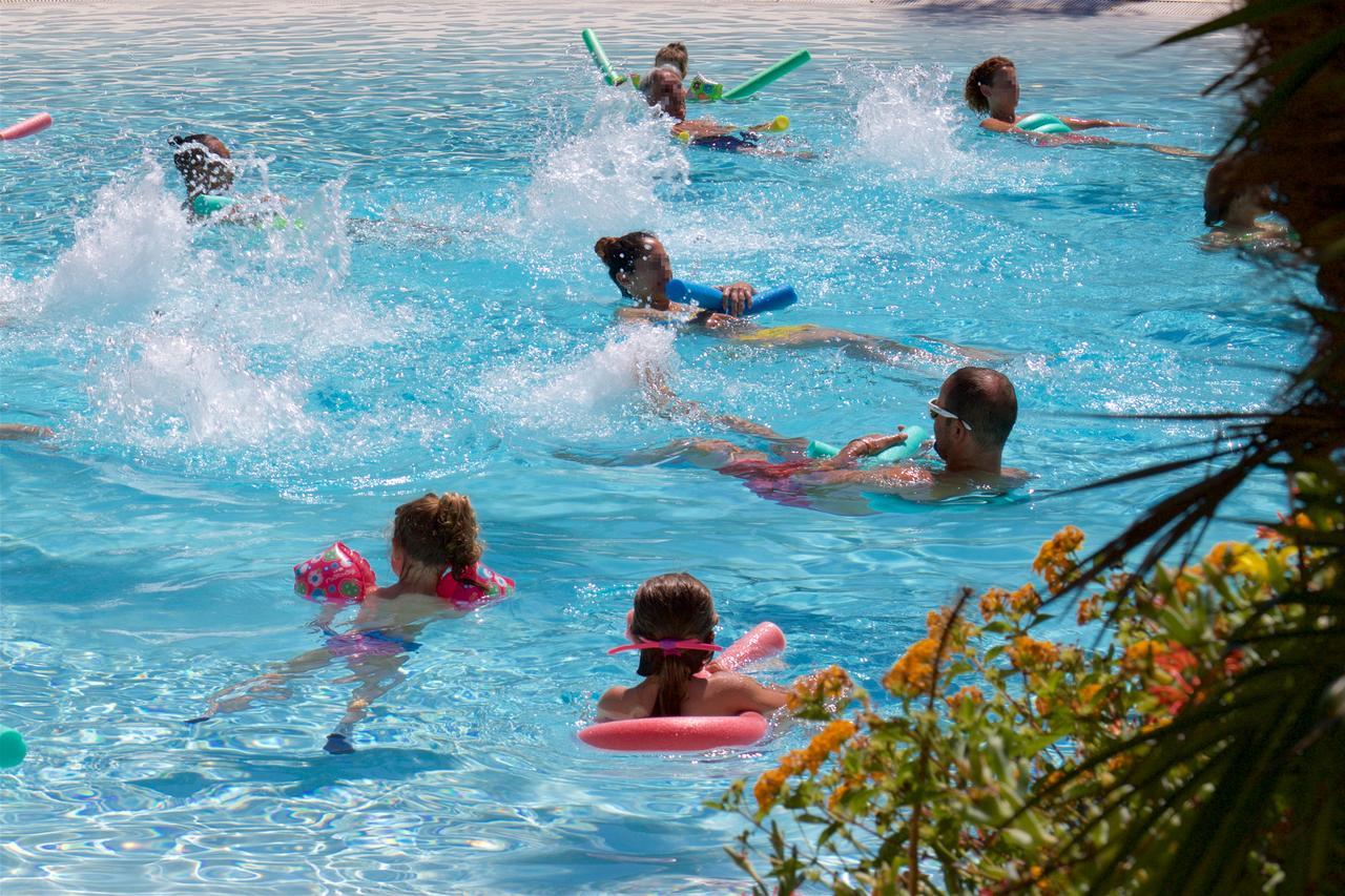 Camping villaggio L'Ultima spiaggia Bari Sardo Esterno foto