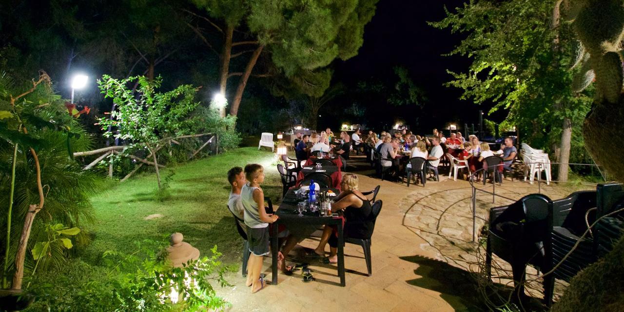 Camping villaggio L'Ultima spiaggia Bari Sardo Esterno foto